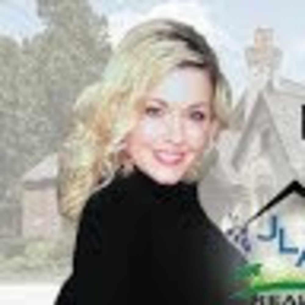 Meet your Posher, Renee